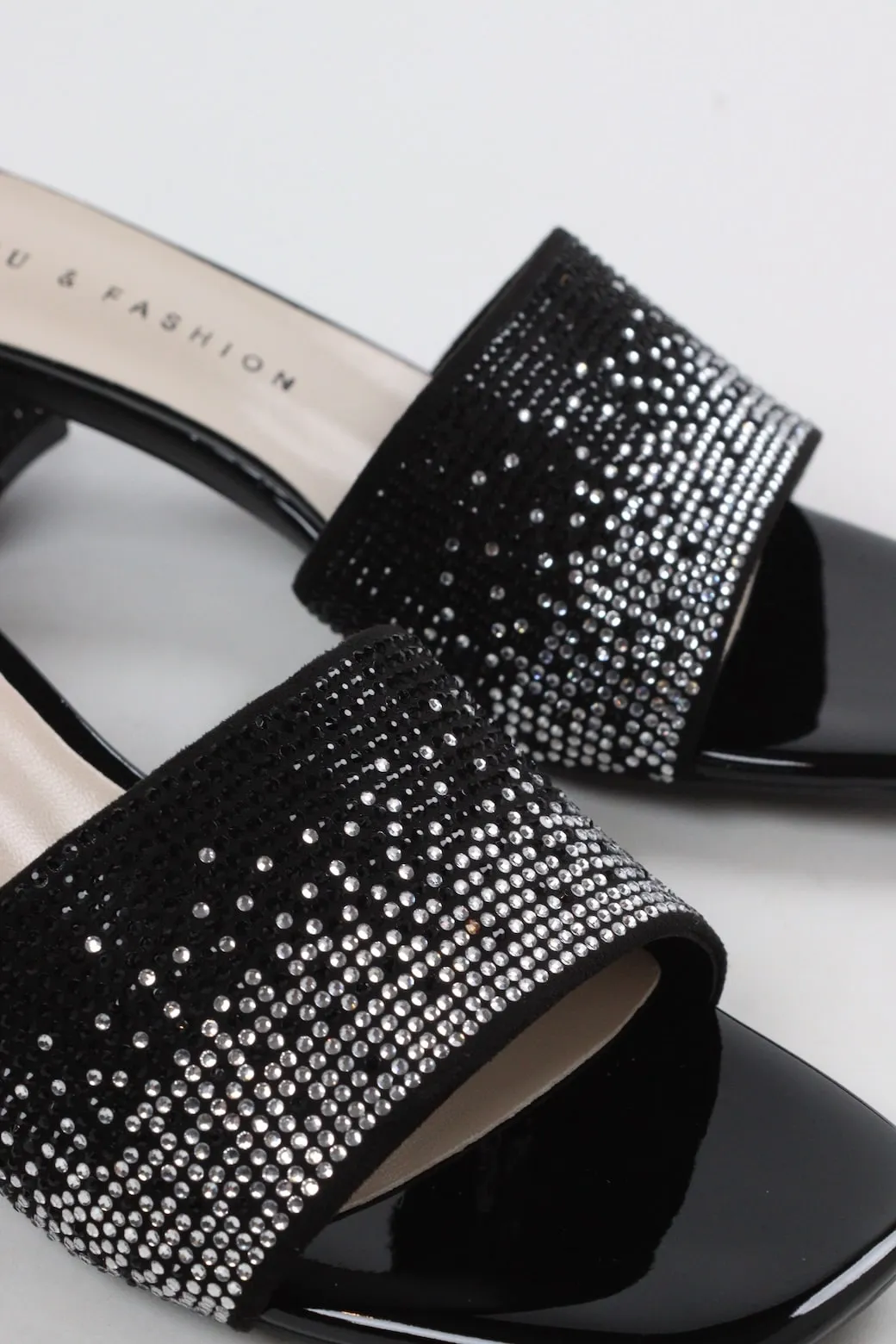 Aimeigao - Women's Diamond Embellished Block Heels - Black
