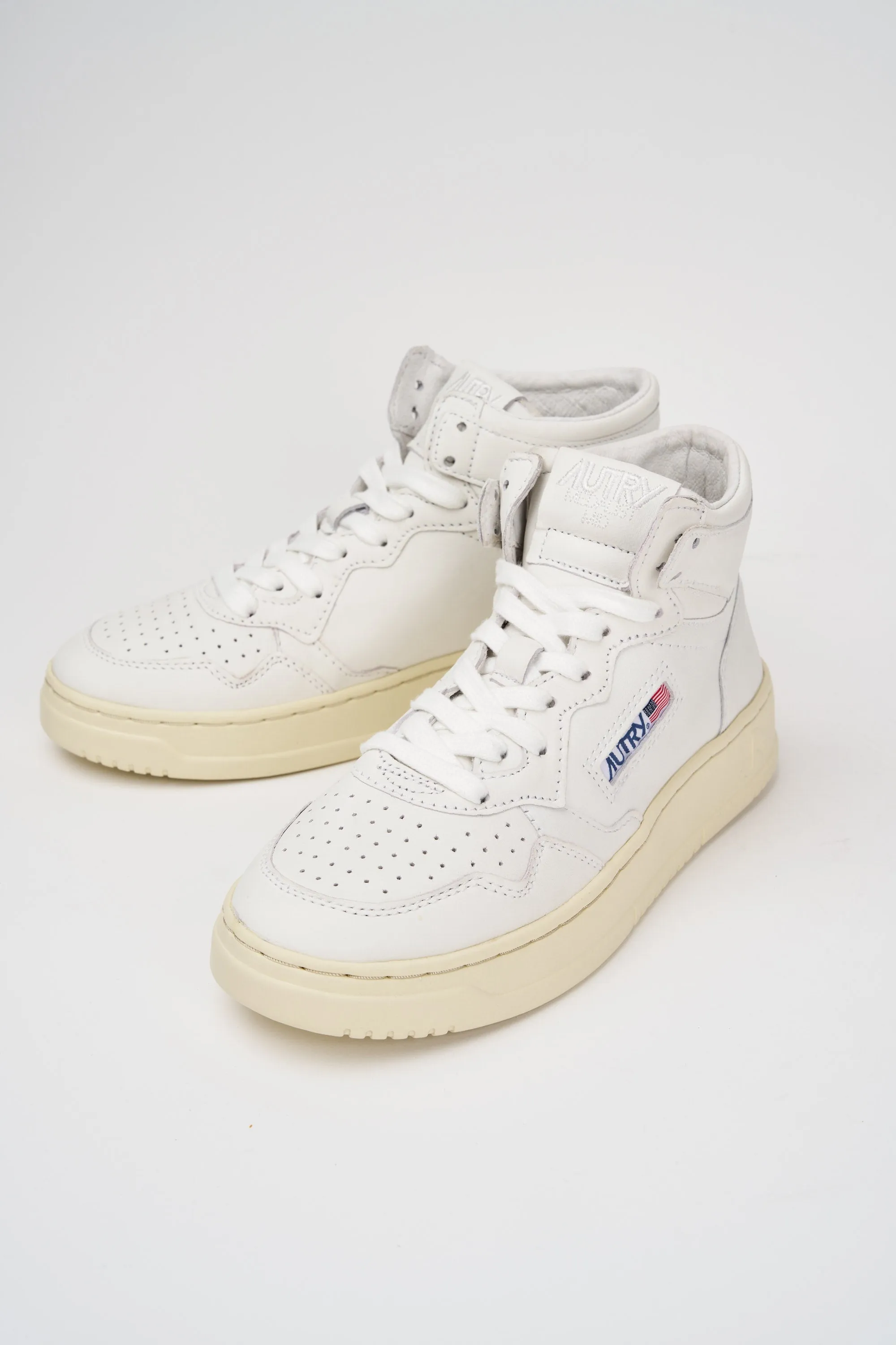 Autry Sneackers Medalist Mid Pelle Capra Colore Bianco 4051