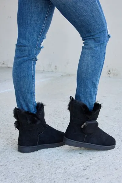 Black Plush Thermal Flat Boots