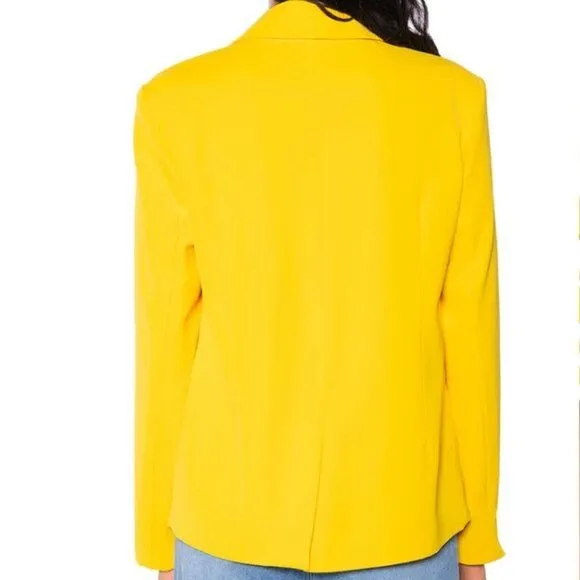 Callie Lives Elaine in the Sun AKIRA Spring Forward Relaxed Fit Yellow Blazer 1X