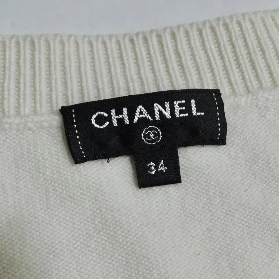 Chanel 2019 La Pausa Cashmere Sweater