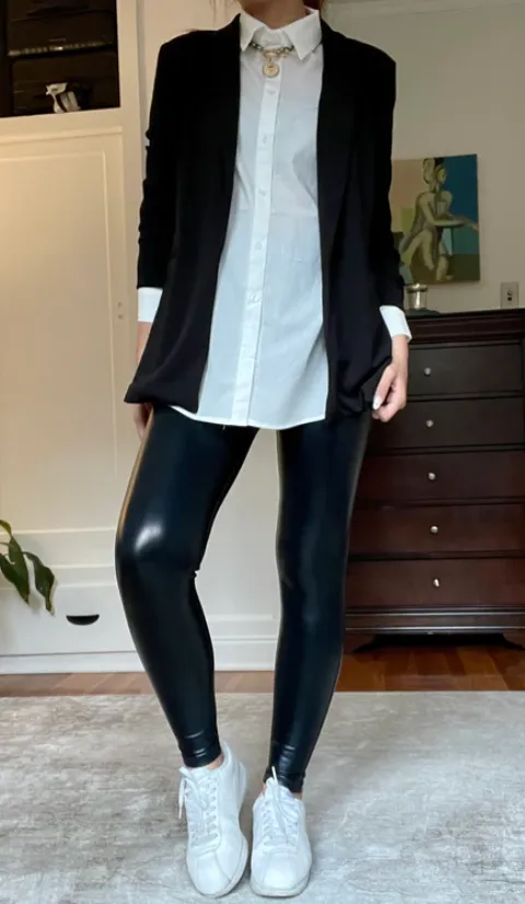 CURVY Glossy Faux Leather Leggings