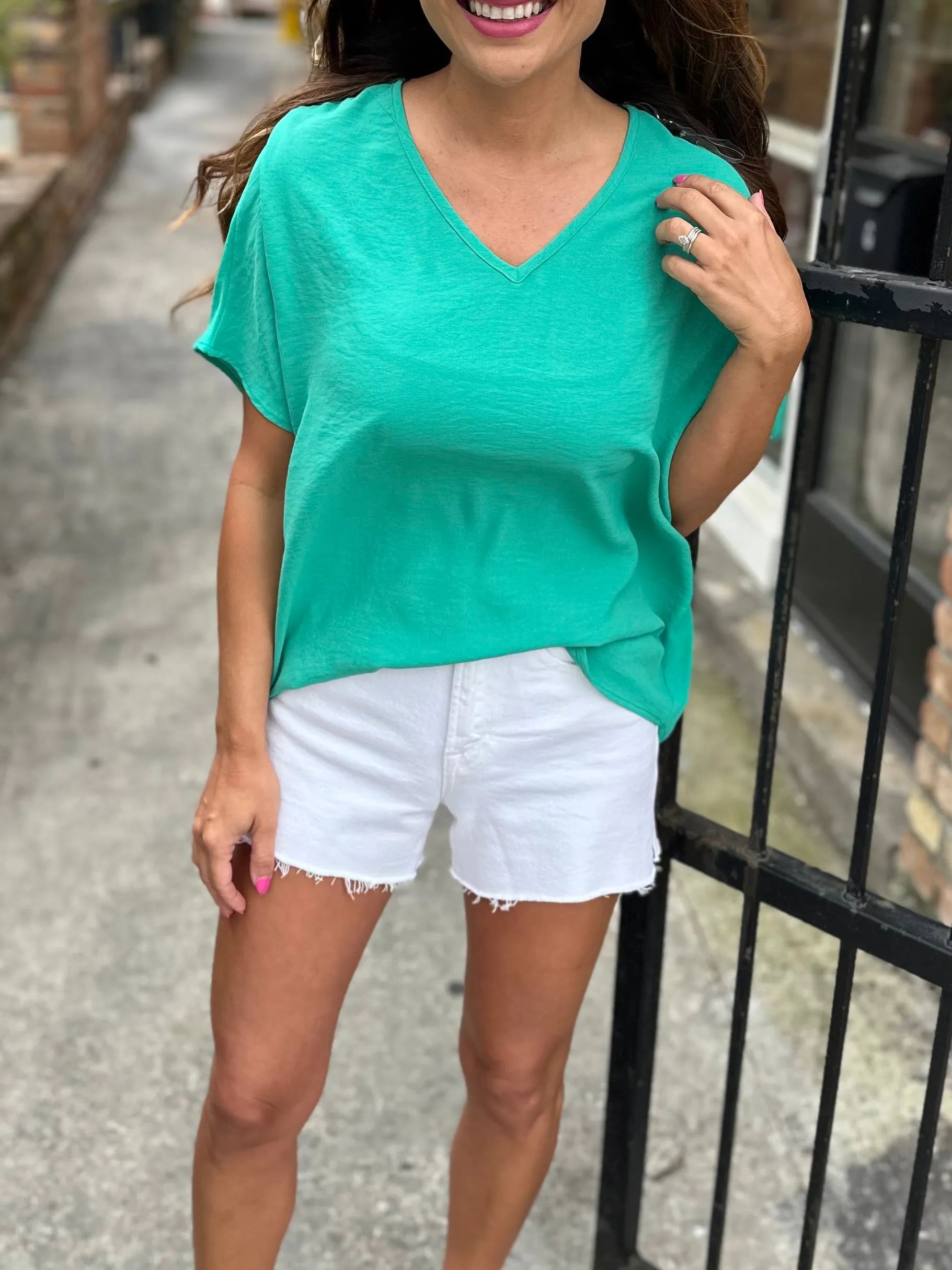 Flowy V Blouse-Kelly Green