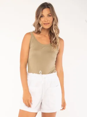 Joelle Shorts - White