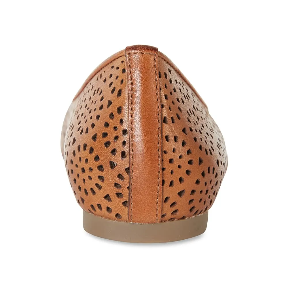 Leah Flat in Cognac Leather