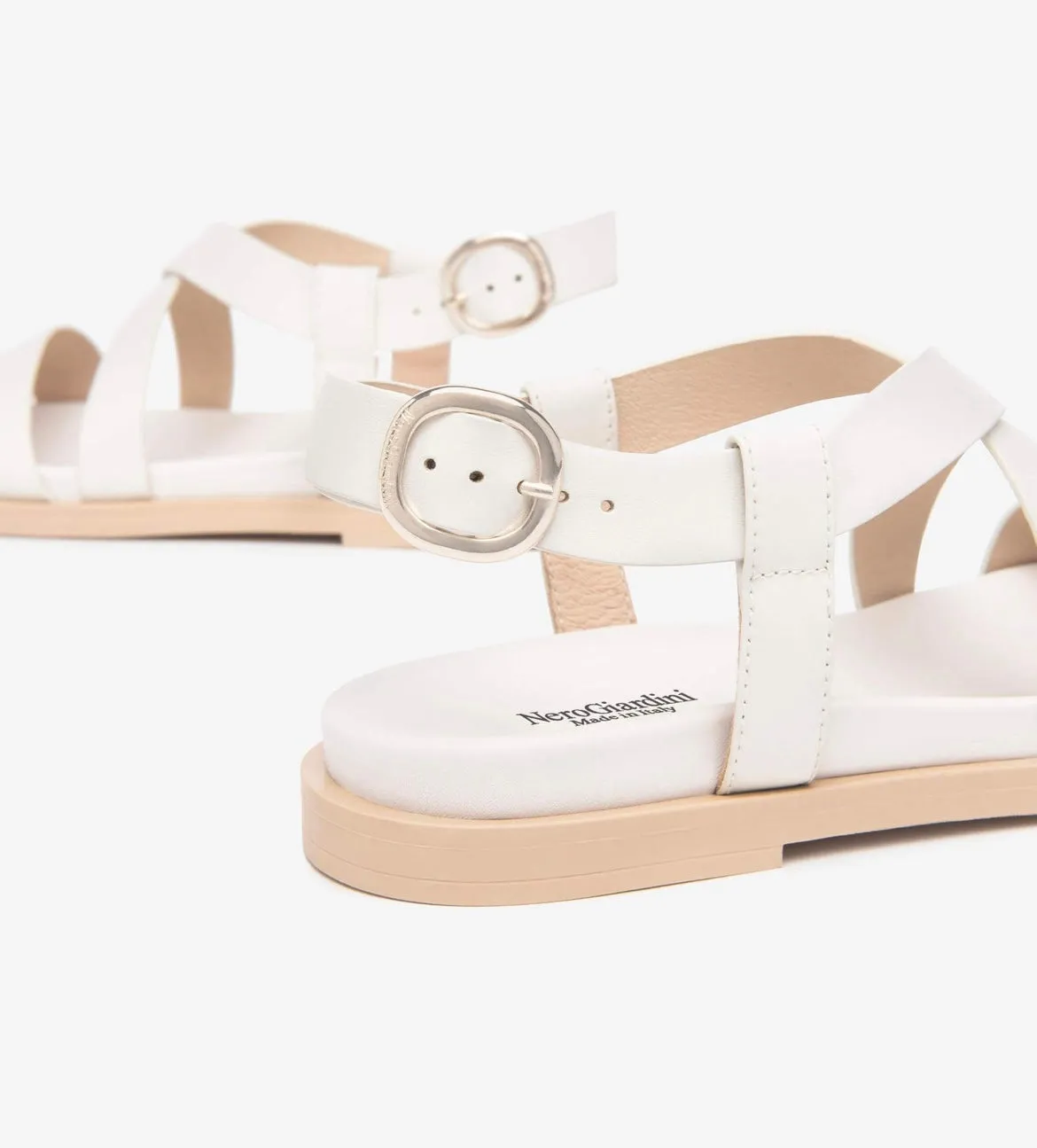 Nerogiardini white leather flat sandals