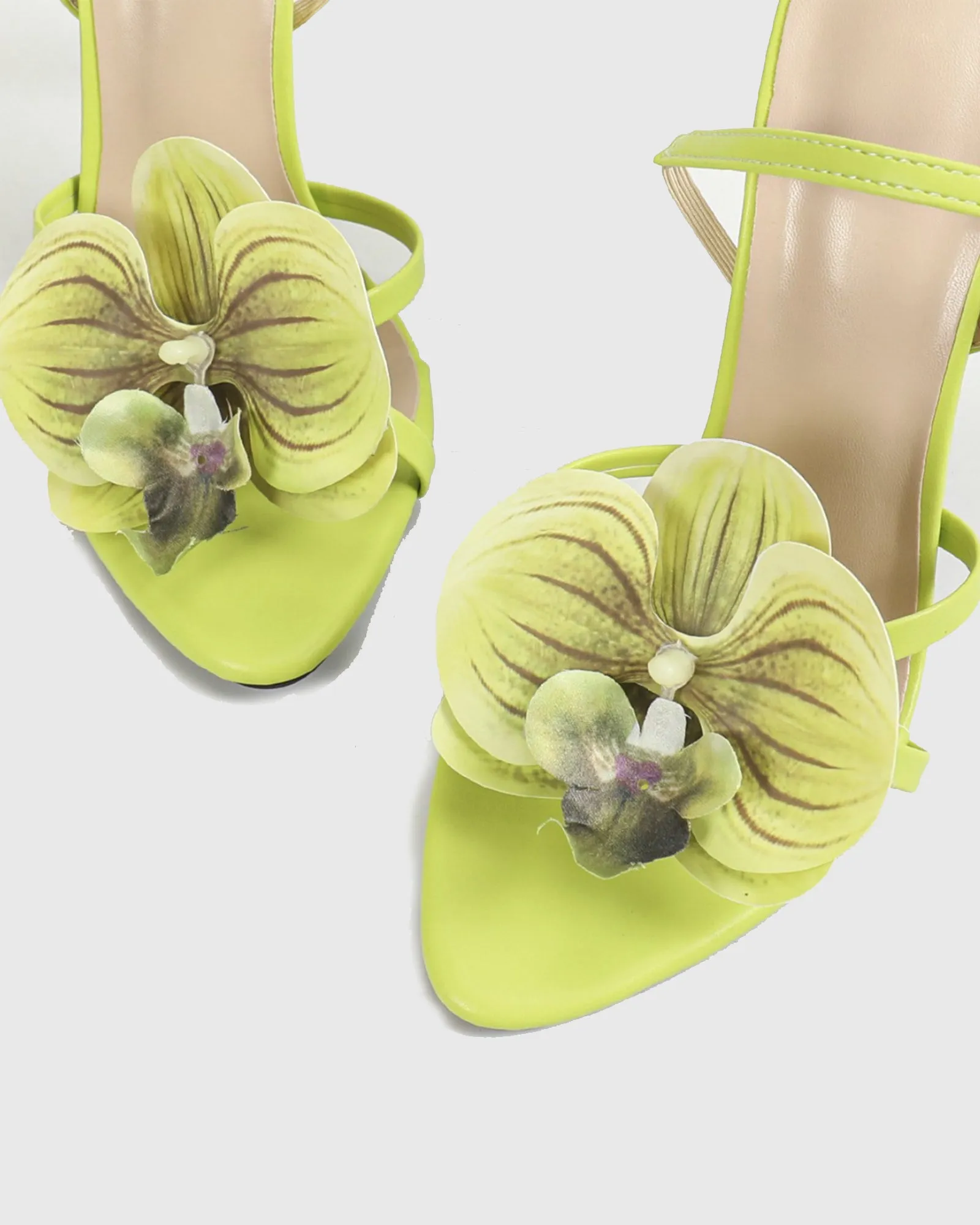 Oria Flower Slingback Sandals In Green