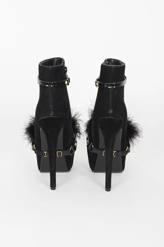 Ritsy Heel Cuffs