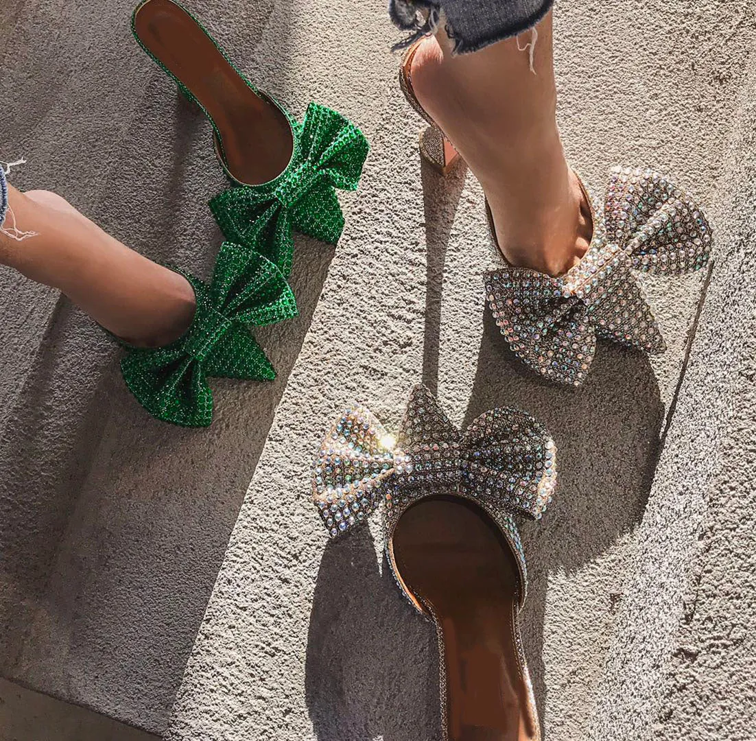 SHINY SHOES