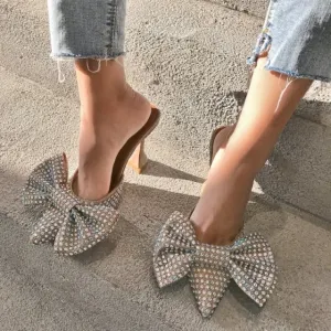 SHINY SHOES