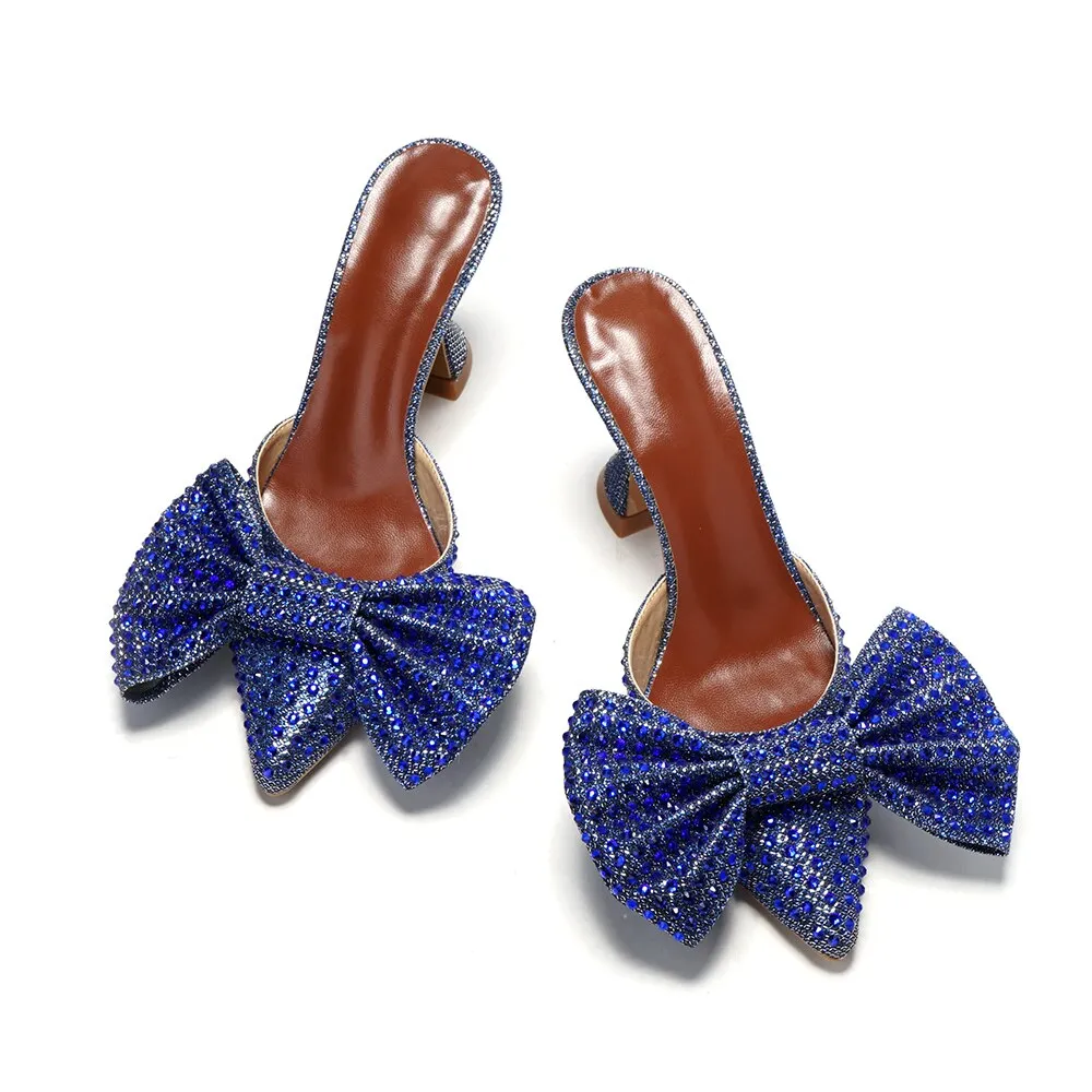 SHINY SHOES