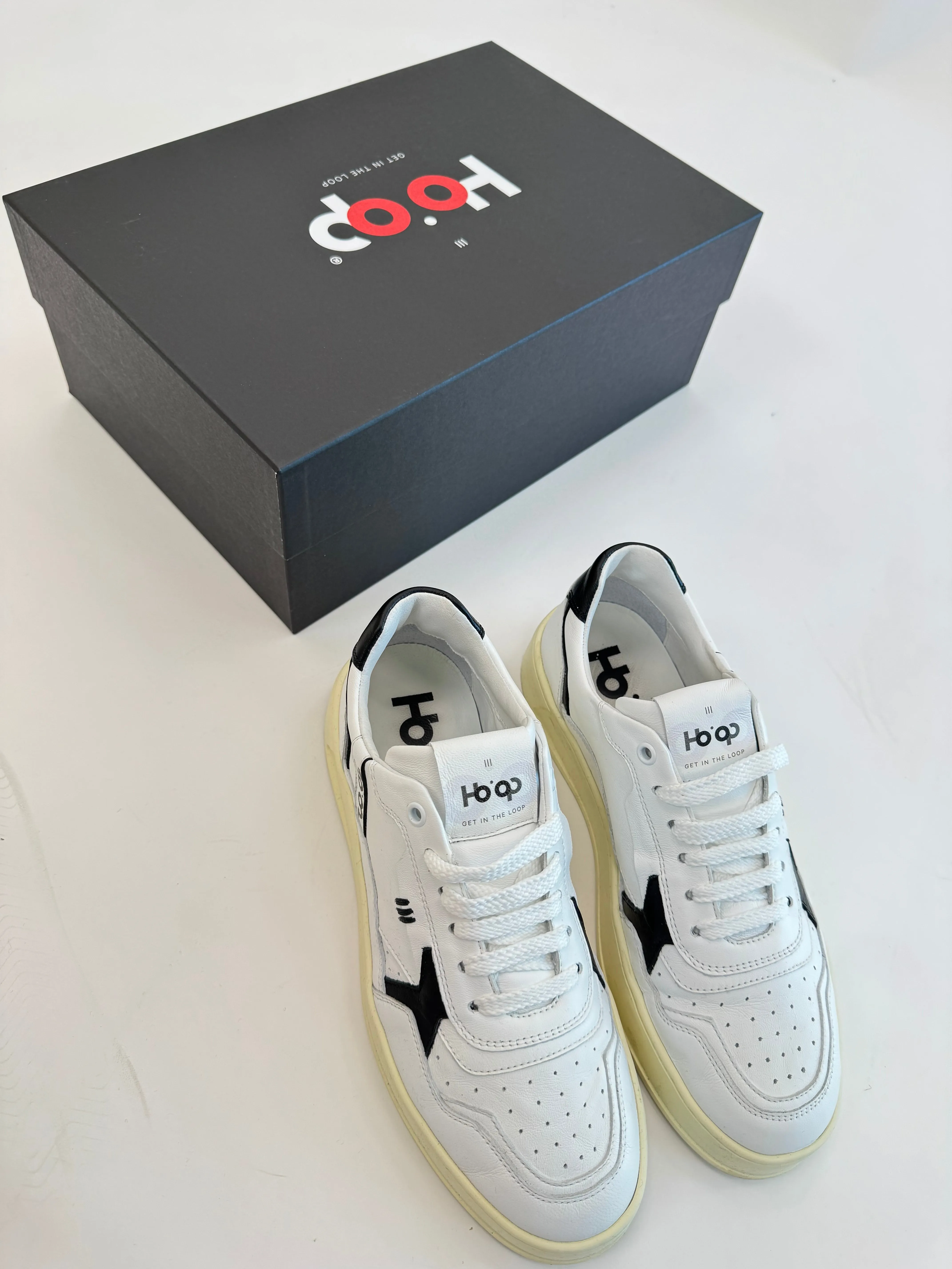 Sneaker Ho'op White Black