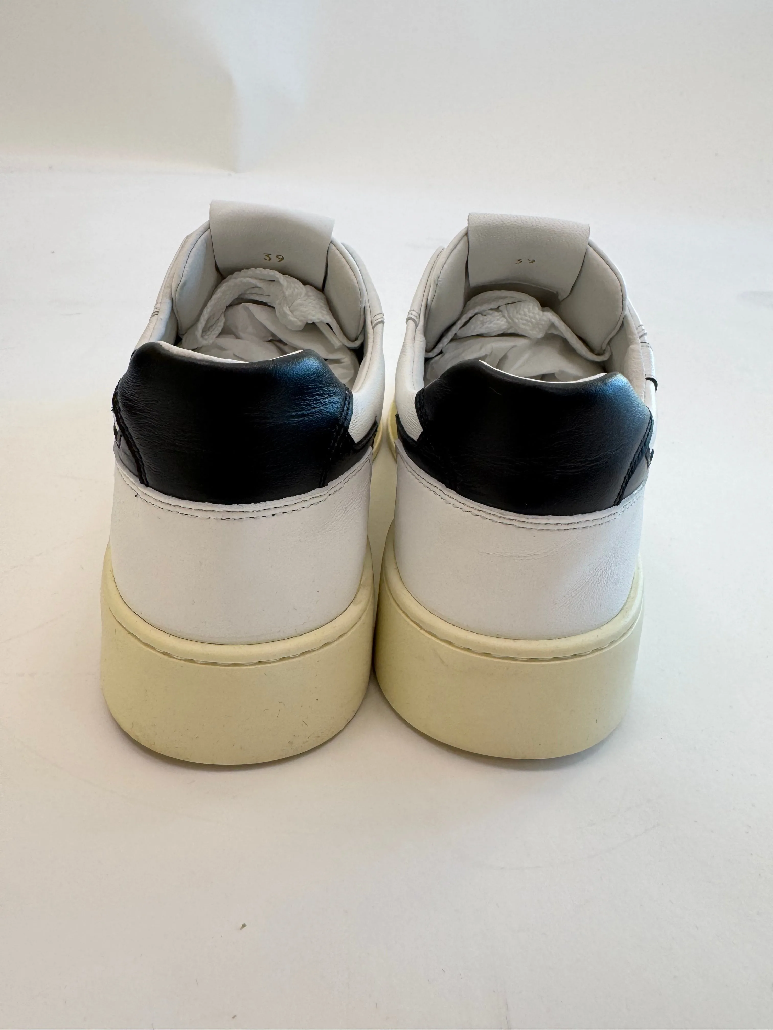 Sneaker Ho'op White Black