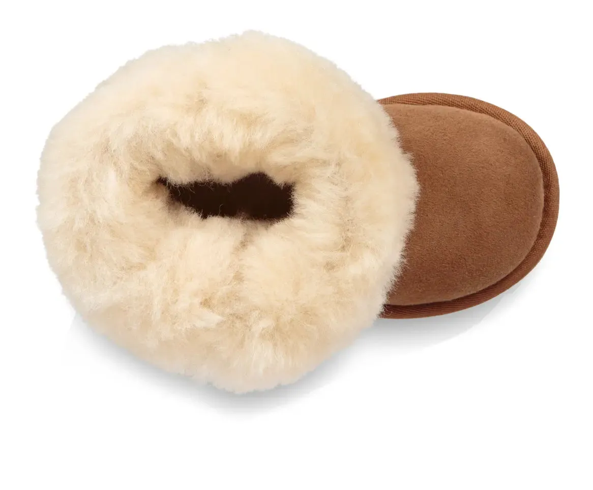 Toddler’s UGG Bailey Button II – Cozy Sheepskin Boot with Versatile Style